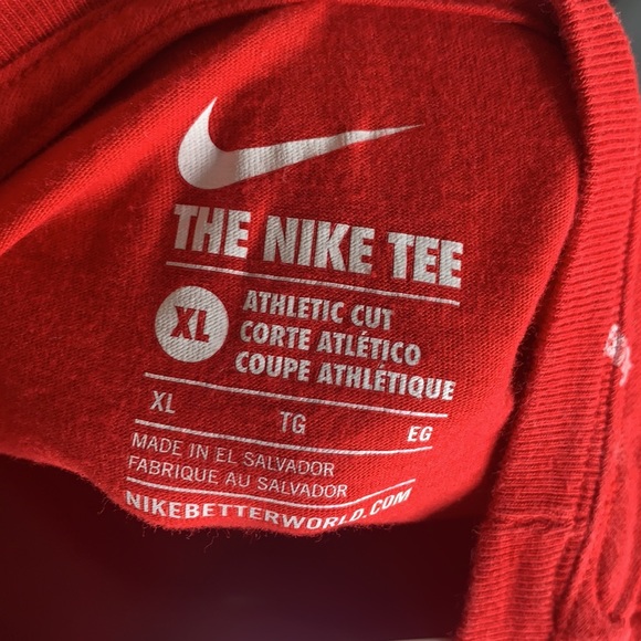 Nike Tee - Picture 3 of 3